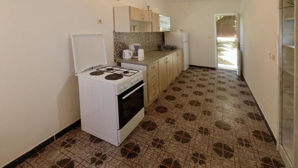 Apartman Dolores Kućište Exterior foto